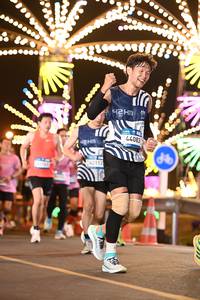 BIB: 
                            <button type="button" onclick="openModal(23300541)" class="btn btn-primary btn-sm float-right btn-popup" data-toggle="modal" data-target=".modal-high-quality">
                        <i class="fas fa-shopping-cart"></i> Add to Cart
                    </button>
                                            <button type="button" onclick="isThisMe(23300541, true)" class="btn btn-success btn-sm float-right btn-popup btn-isme hidden" data-toggle="tooltip" data-placement="bottom" title="นี่คือรูปของคุณใช่ไหม คลิกที่นี่เพื่อเอาเข้าอัลบั้ม">
                        <i class="fas fa-plus"></i> Add to album
                    </button>
                    <button type="button" onclick="isThisMe(23300541, false)" class="btn btn-warning btn-sm float-right btn-popup btn-isnotme hidden">
                        <i class="fas fa-ban"></i> Remove from album
                    </button>